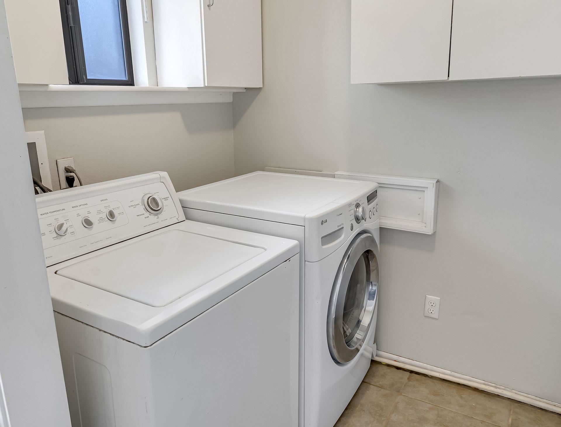 483-30 C 3/4 Road Grand Junction, CO 81504 - Photo 20 of 25 a utility room with dryer and washer
