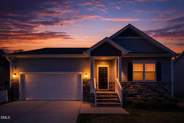 $389,900 | 130 Aylebury Ridge, Zebulon, NC 27597