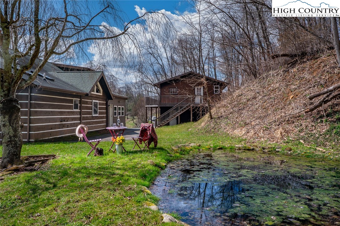 690-692 Lynn Hill Road Vilas, NC 28692 - Photo 11 of 49