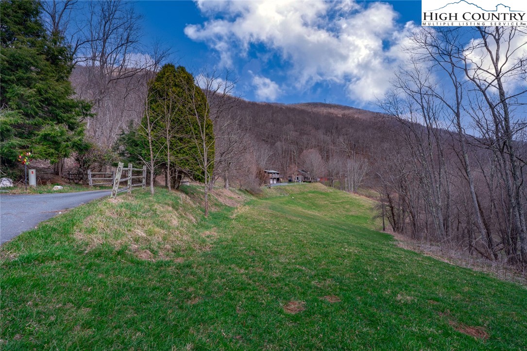 690-692 Lynn Hill Road Vilas, NC 28692 - Photo 47 of 49