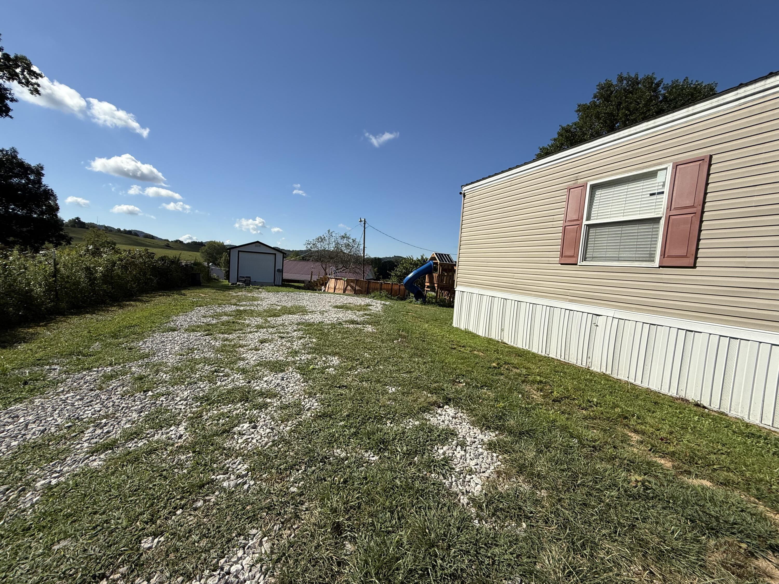 10685 East Laurel Road London, KY 40741 - Photo 23 of 35 IMG_0875