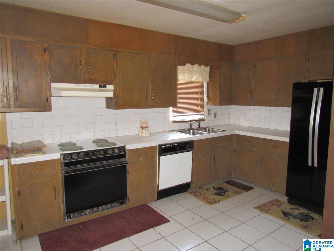 203 Creel Street Midfield, AL 35228 - Photo 10 of 18