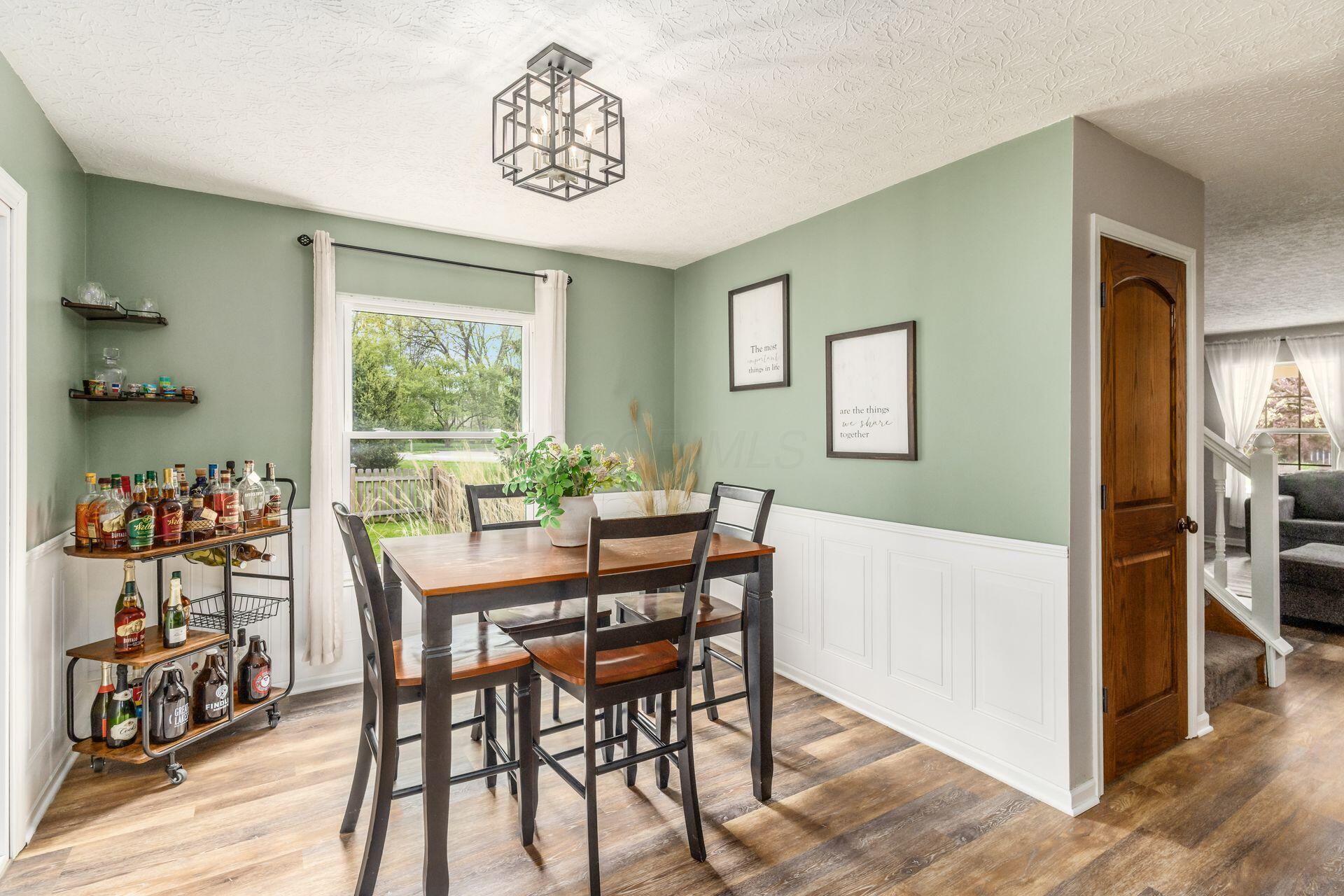 148 Ravine Ridge Drive South Powell, OH 43065 - Photo 14 of 44 Dining Room