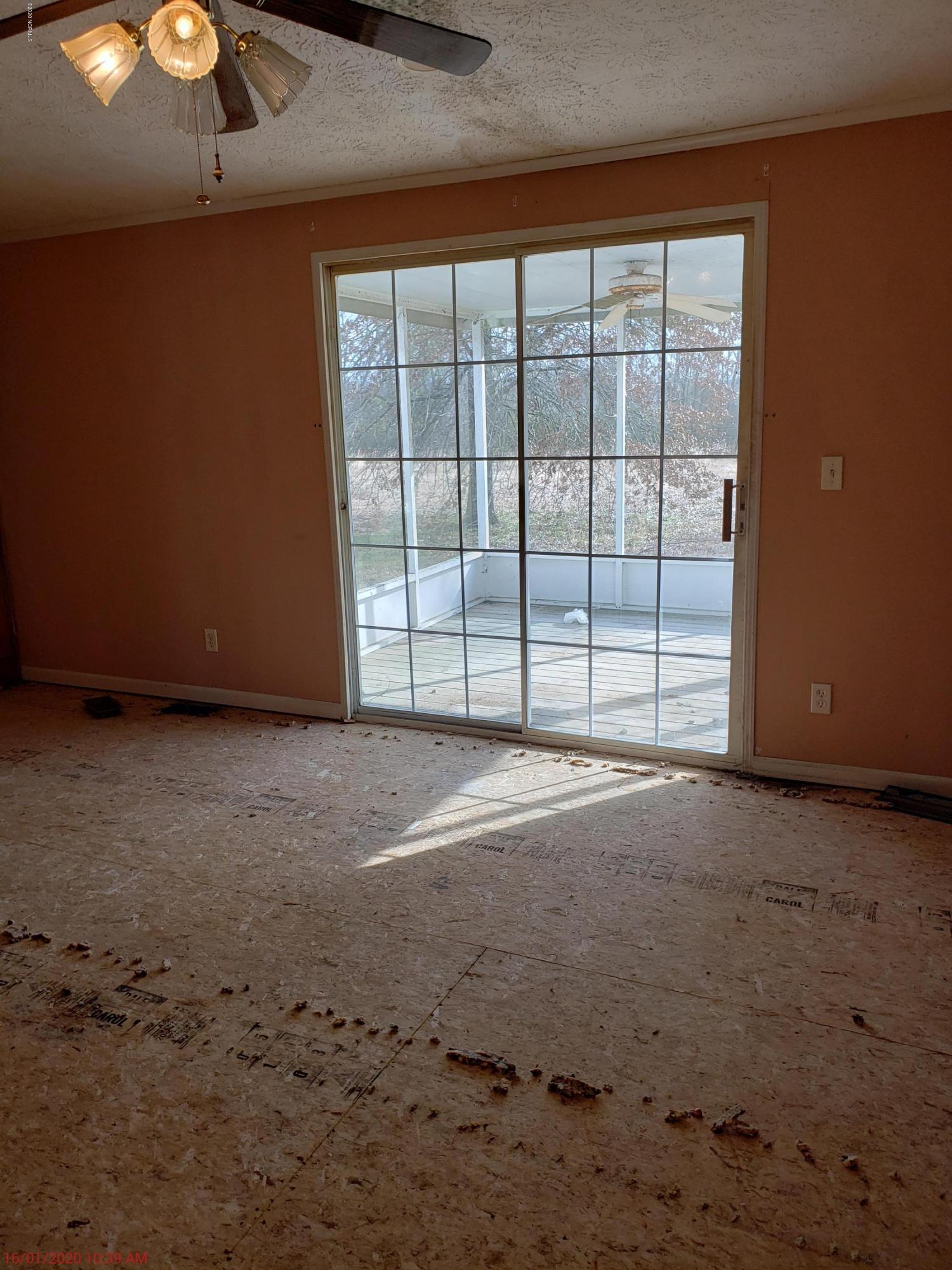 167 Promised Land Road Watha, NC 28478 - Photo 15 of 29 20200116_103954