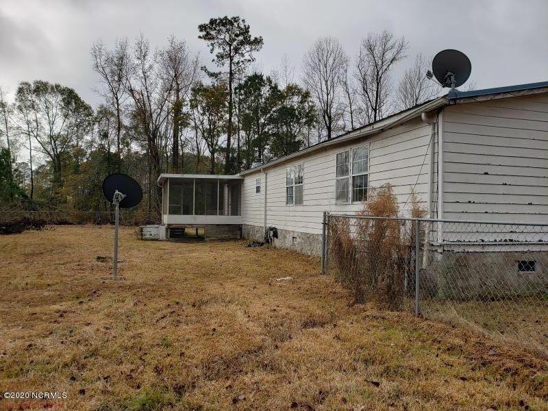 167 Promised Land Road Watha, NC 28478 - Photo 2 of 29 back