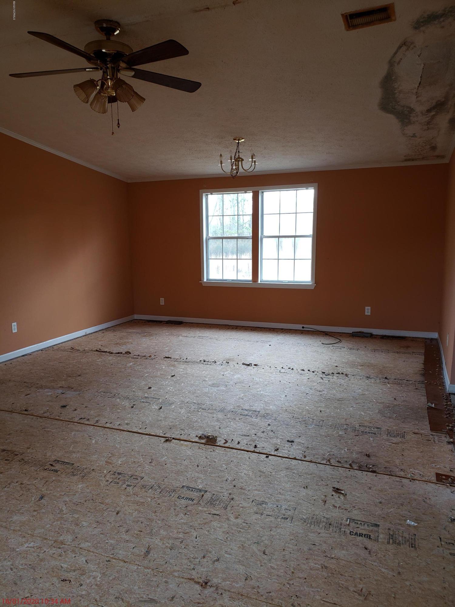 167 Promised Land Road Watha, NC 28478 - Photo 23 of 29 20200116_103427