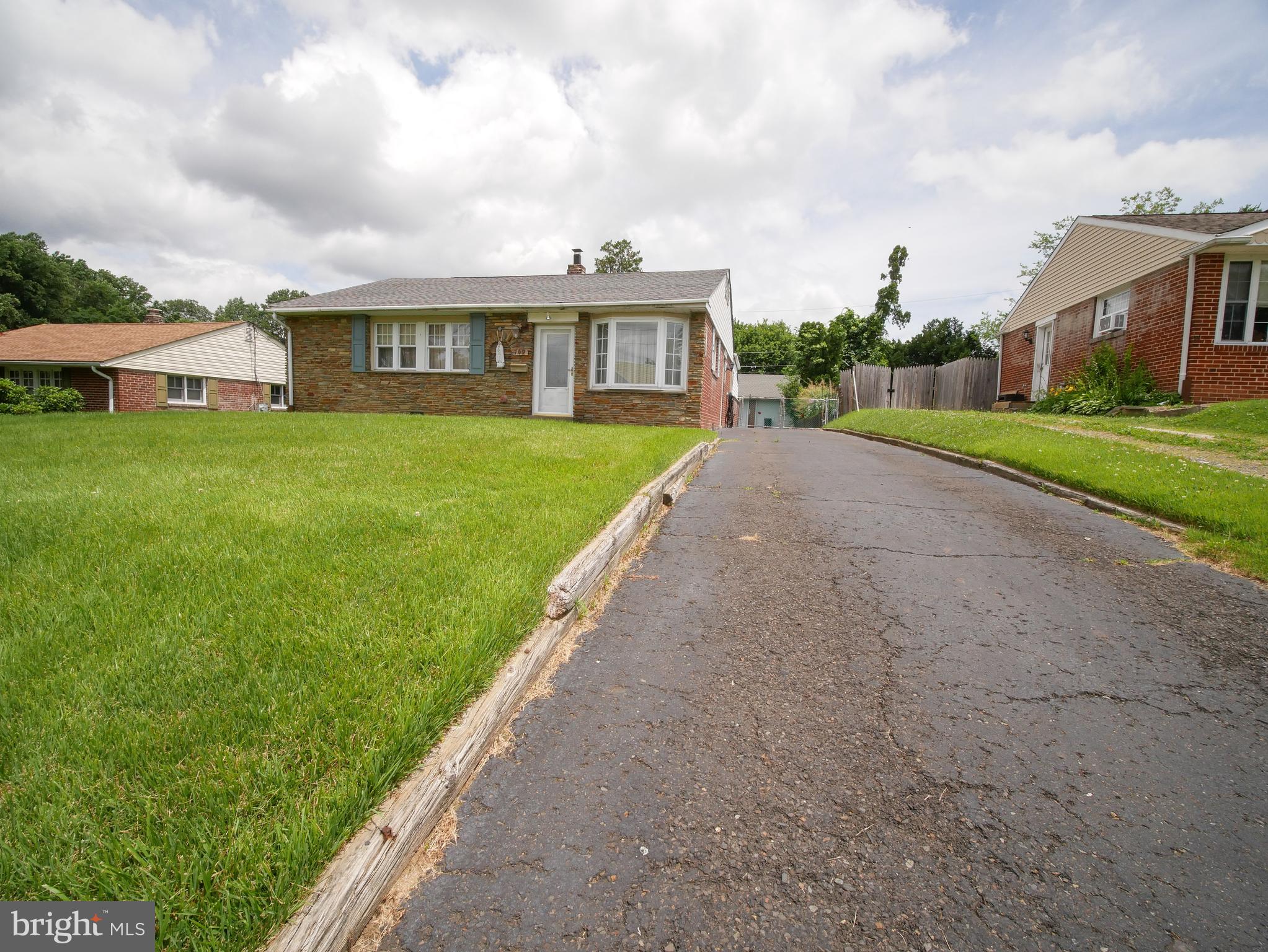 709 Marchman Road Philadelphia, PA 19115 - Photo 1 of 22