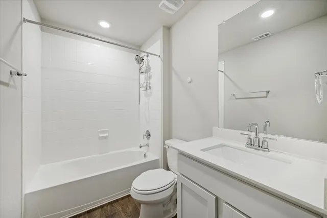 $2,500 | 724 Aster Place, Bastrop, TX 78602