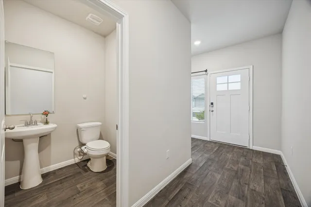 $2,200 | 724 Aster Place, Bastrop, TX 78602