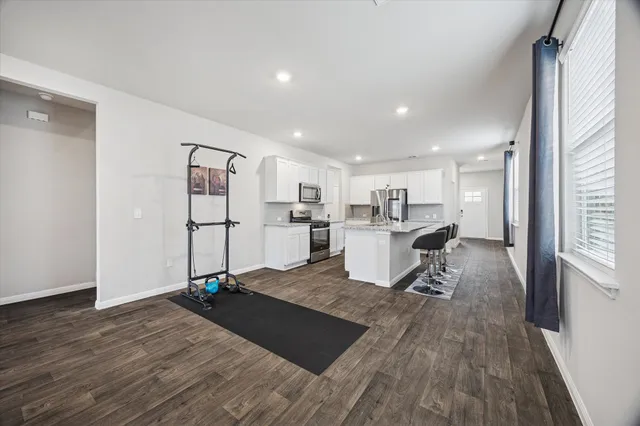 $2,200 | 724 Aster Place, Bastrop, TX 78602