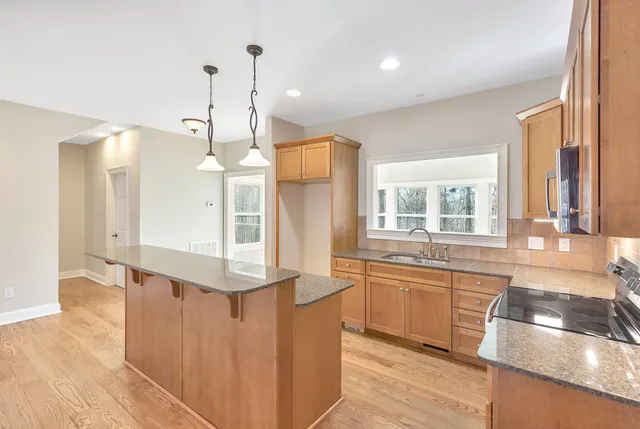 $599,900 | 571 State Rd S-37-128, Salem, SC 29676