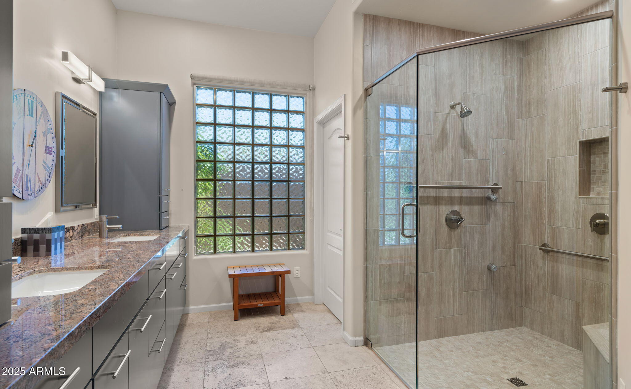 8258 East Mountain Spring Road Scottsdale, AZ 85255 - Photo 20 of 51 33-web-or-mls-Primary Bedroom1