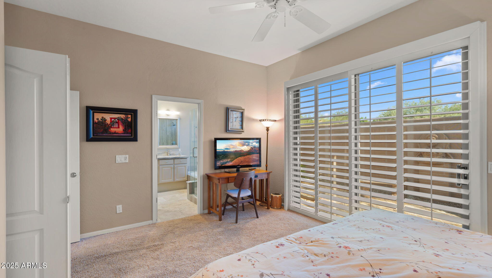 8258 East Mountain Spring Road Scottsdale, AZ 85255 - Photo 25 of 51 26-web-or-mls-Guest EnSuite3
