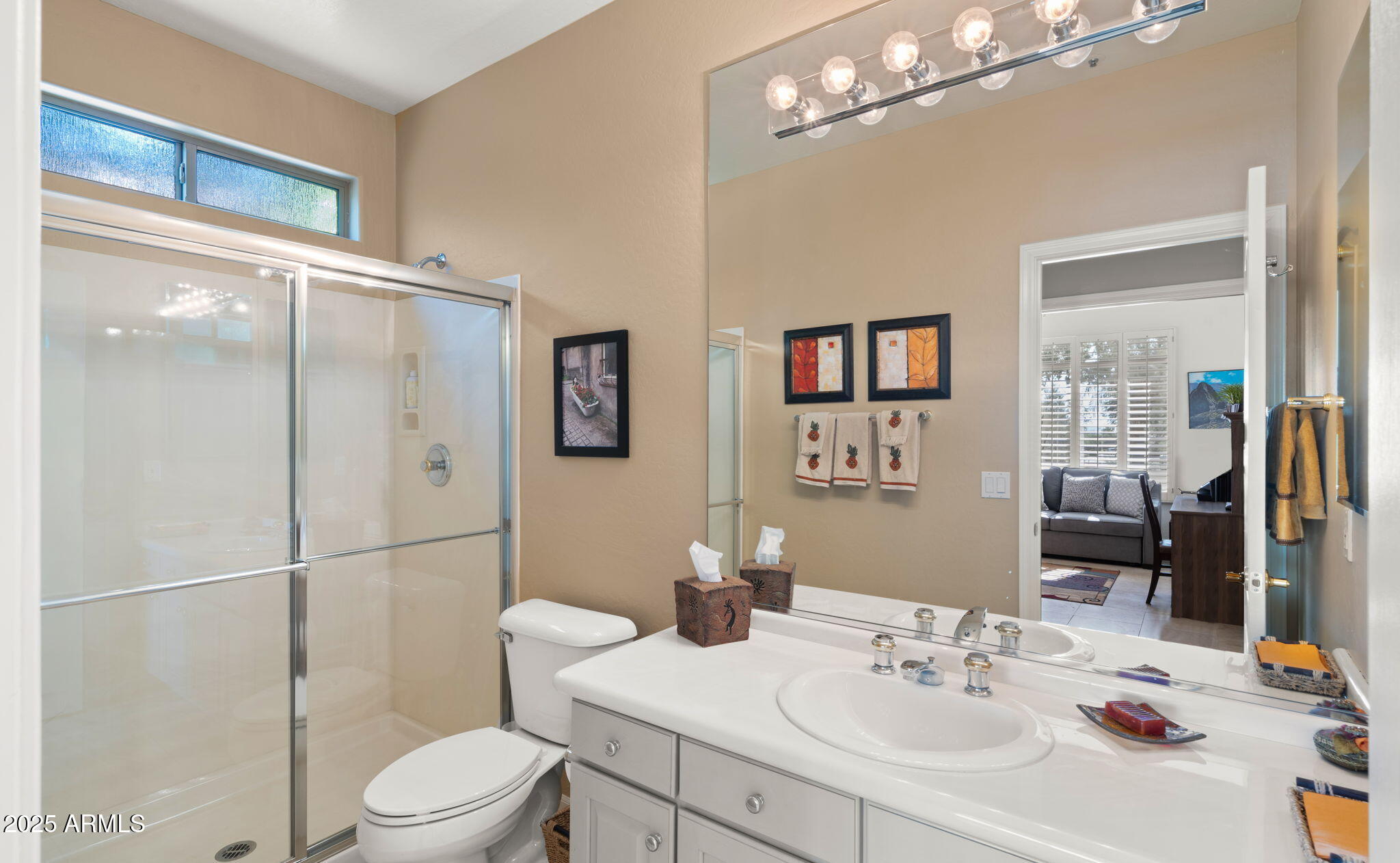 8258 East Mountain Spring Road Scottsdale, AZ 85255 - Photo 28 of 51 24-web-or-mls-Full Bathroom