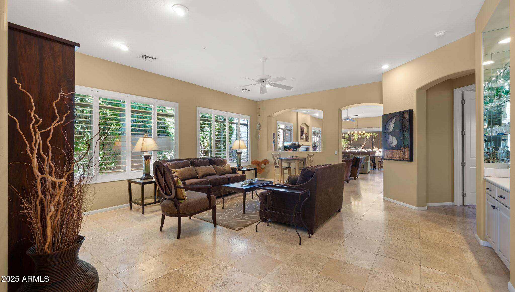 8258 East Mountain Spring Road Scottsdale, AZ 85255 - Photo 3 of 51 8-web-or-mls-Living Space2