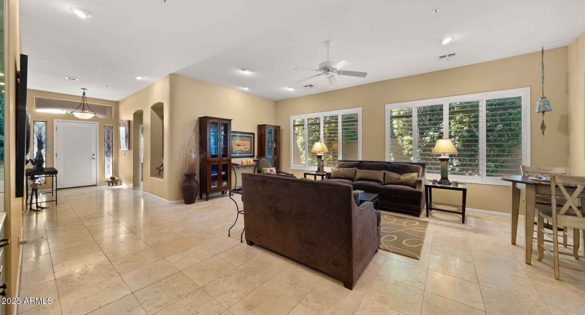 8258 East Mountain Spring Road Scottsdale, AZ 85255 - Photo 4 of 51 9-web-or-mls-Living Space3