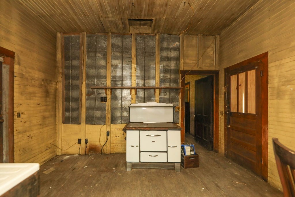 504 Veterans Road, Unit 5 Broadford, VA 24316 - Photo 22 of 29 Gallery Image 22