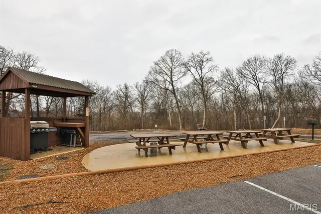 $77,500 | 2800 Blackforest Drive, Unit C, St. Louis, MO 63129