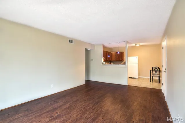 $77,500 | 2800 Blackforest Drive, Unit C, St. Louis, MO 63129