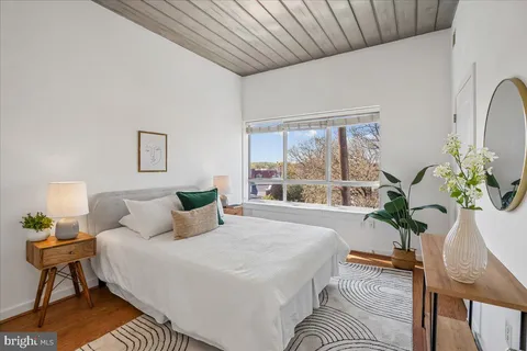 $207,500 | 5885 Colorado Avenue Northwest, Unit 203, Washington, DC 20011