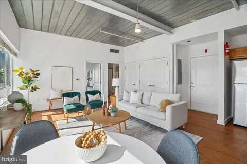 $207,500 | 5885 Colorado Avenue Northwest, Unit 203, Washington, DC 20011