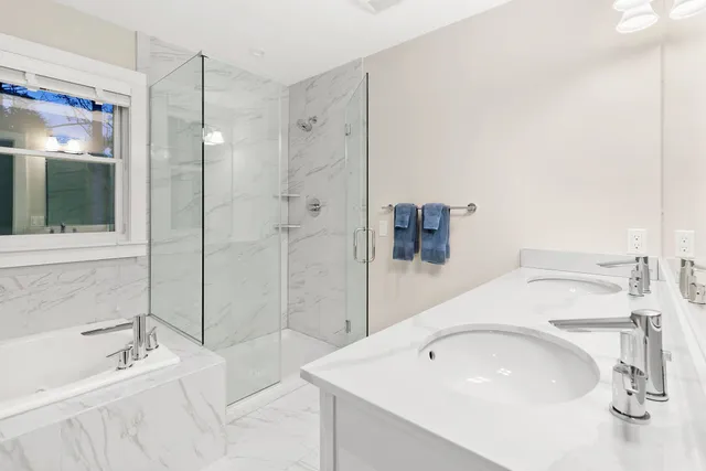 $60,000 | 20 Saddle Lane, East Hampton, NY 11937