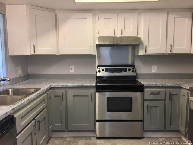 1585 Southeast Portillo Road Port St. Lucie, FL 34952 - Photo 9 of 20
