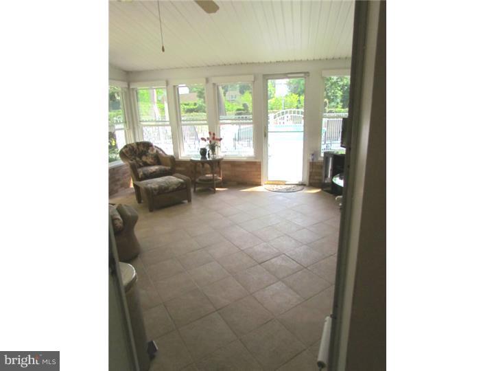 414 Georgetown Road Glassboro, NJ 08028 - Photo 19 of 25 Sun Room
