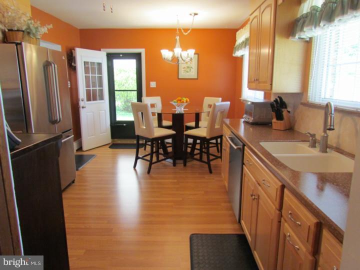 414 Georgetown Road Glassboro, NJ 08028 - Photo 3 of 25 Kitchen