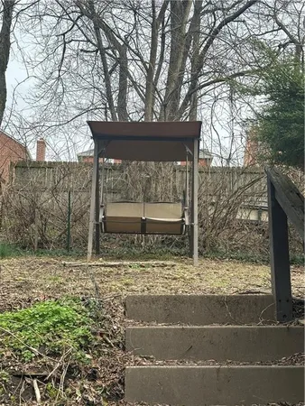 $1,500 | 647 Dunster Street, Pittsburgh, PA 15226