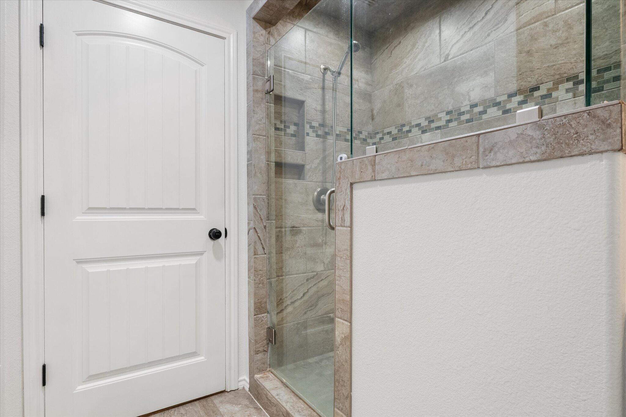 1429 Fm 211 Wilson, TX 79381 - Photo 24 of 43 a bathroom with a shower