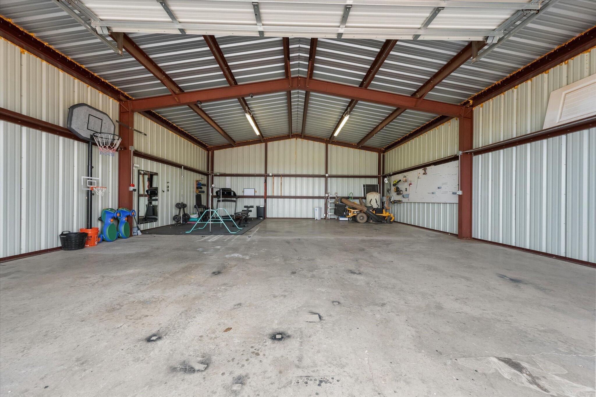1429 Fm 211 Wilson, TX 79381 - Photo 43 of 43 a view of garage