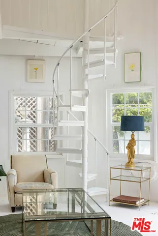 $2,250,000 | 8805 Lookout Mountain Avenue, Los Angeles, CA 90046