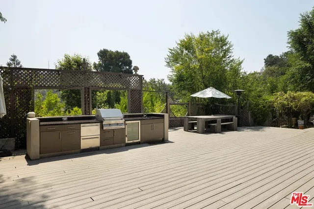 $2,250,000 | 8805 Lookout Mountain Avenue, Los Angeles, CA 90046