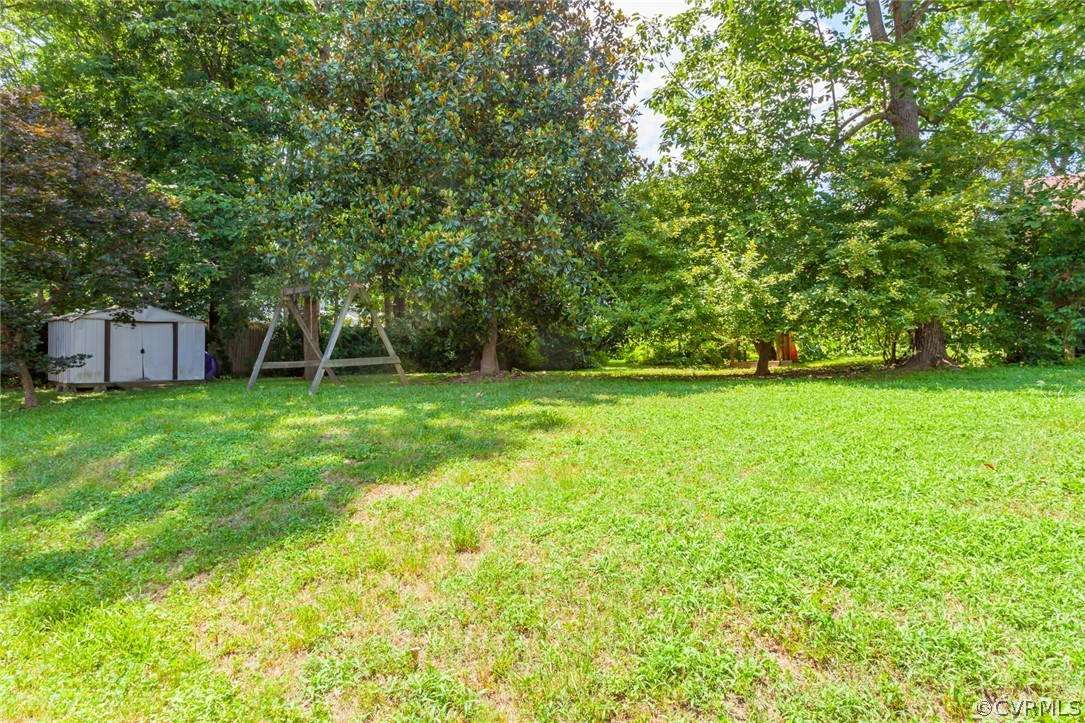 1908 Robindale Road North Chesterfield, VA 23235 - Photo 18 of 20 Gallery Image 18