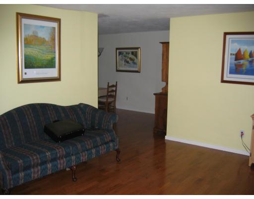12 Michael Road Hingham, MA 02043 - Photo 5 of 9 Gallery Image 5