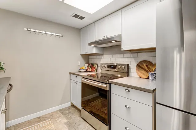 $550,000 | 2317 East 8th Street, Davis, CA 95618