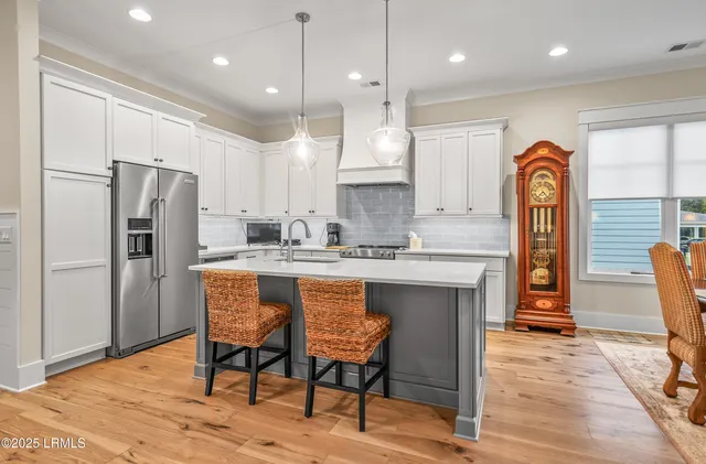 $795,000 | 208 Coosaw Point Boulevard, Beaufort, SC 29907