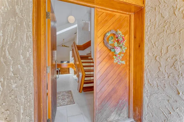 a view of entryway and hall