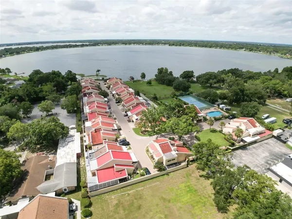 $250,000 | 11 Casarena Court, Winter Haven, FL 33881