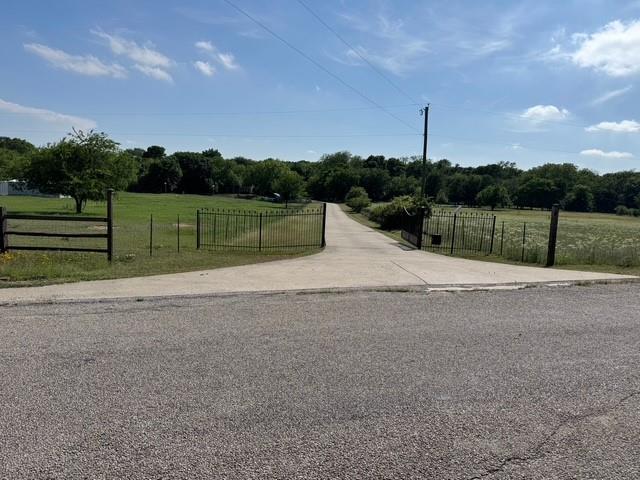 255 Chaparrals Run Azle, TX 76020 - Photo 2 of 35 Electric Gate Entry