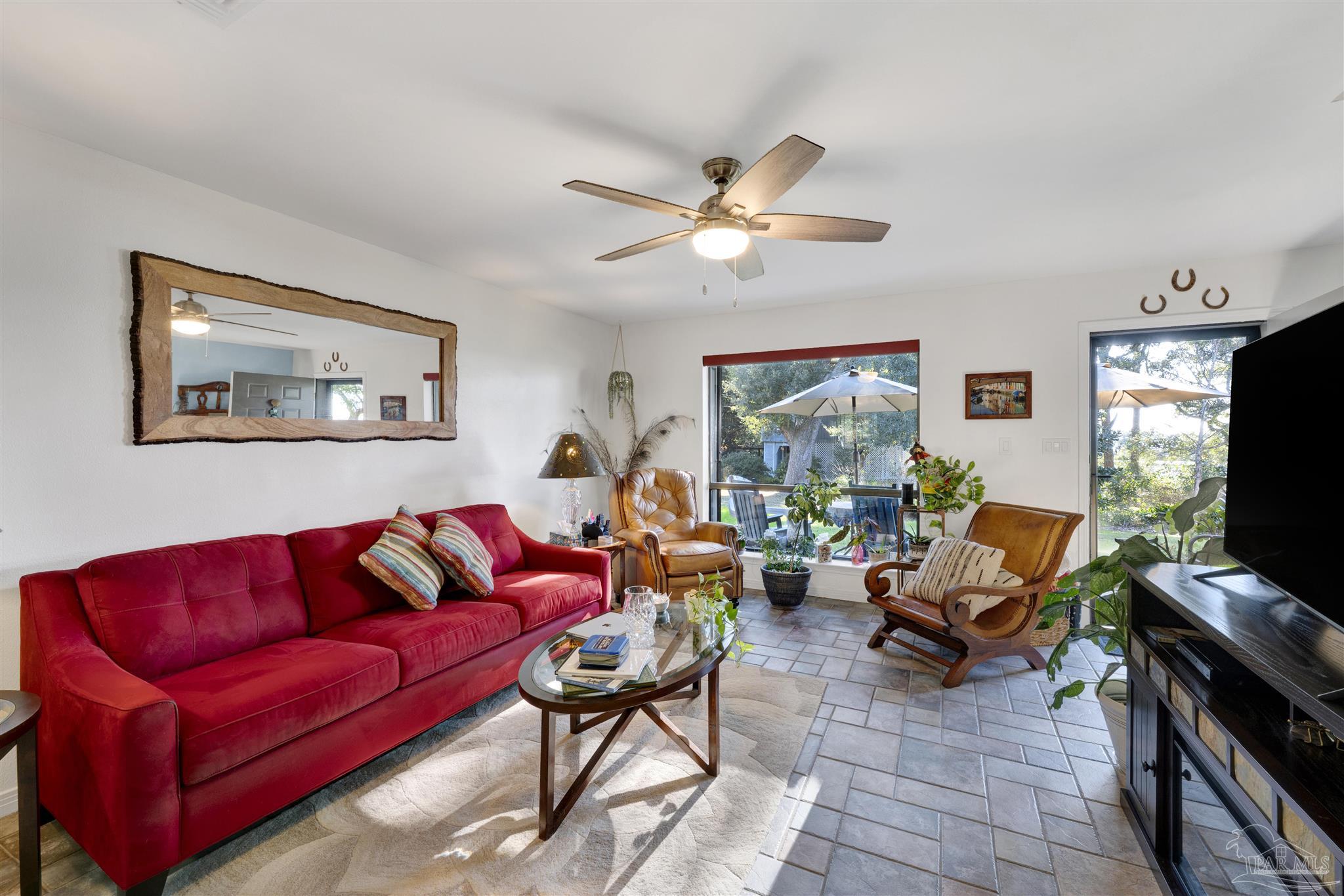 15009 Innerarity Point Road Pensacola, FL 32507 - Photo 8 of 34