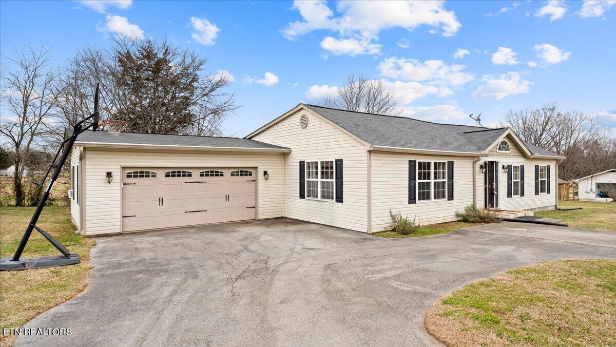 2117 Grey Ridge Road Maryville, TN 37801 - Photo 23 of 24 23-Exterior