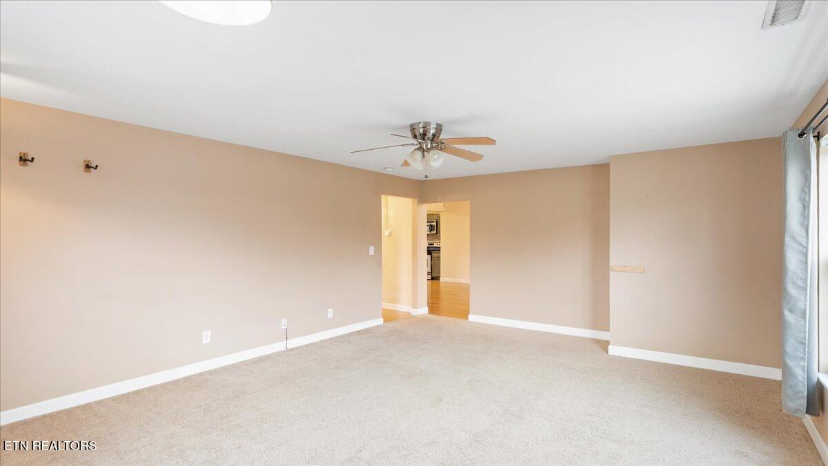 2117 Grey Ridge Road Maryville, TN 37801 - Photo 7 of 24 07-Den