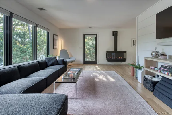 $1,845,000 | 73 North Midway Road, Shelter Island, NY 11965
