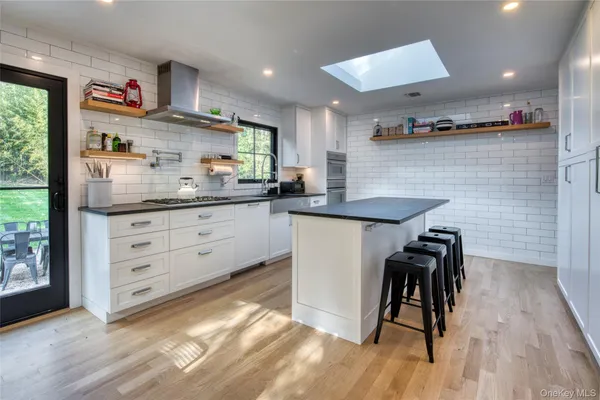 $1,845,000 | 73 North Midway Road, Shelter Island, NY 11965