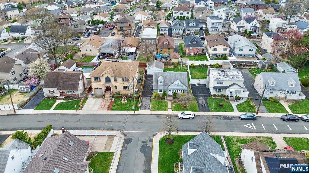 133 Franklin Street Secaucus, NJ 07094 - Photo 3 of 24