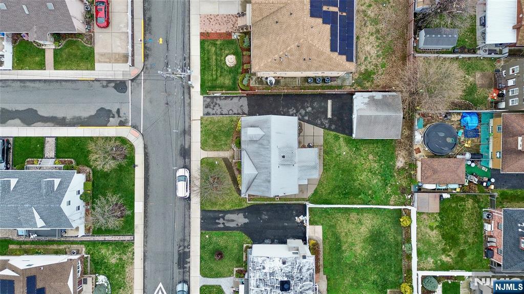 133 Franklin Street Secaucus, NJ 07094 - Photo 5 of 24