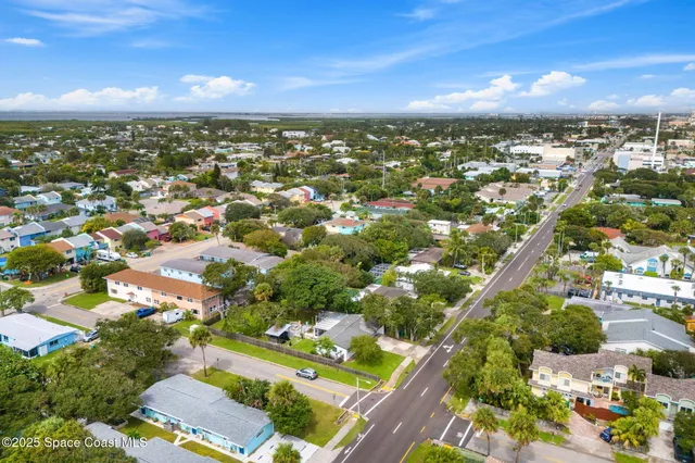$660,000 | 286 South Orlando Avenue, Cocoa Beach, FL 32931