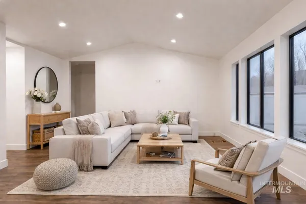 $363,500 | 225 Whitman Street, Albion, ID 83311